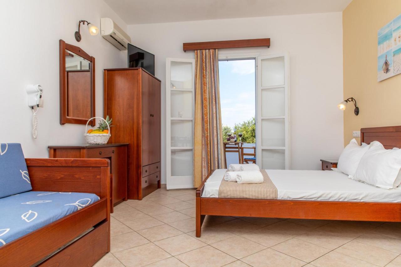 Surfer Paradise Naxos City Exterior foto
