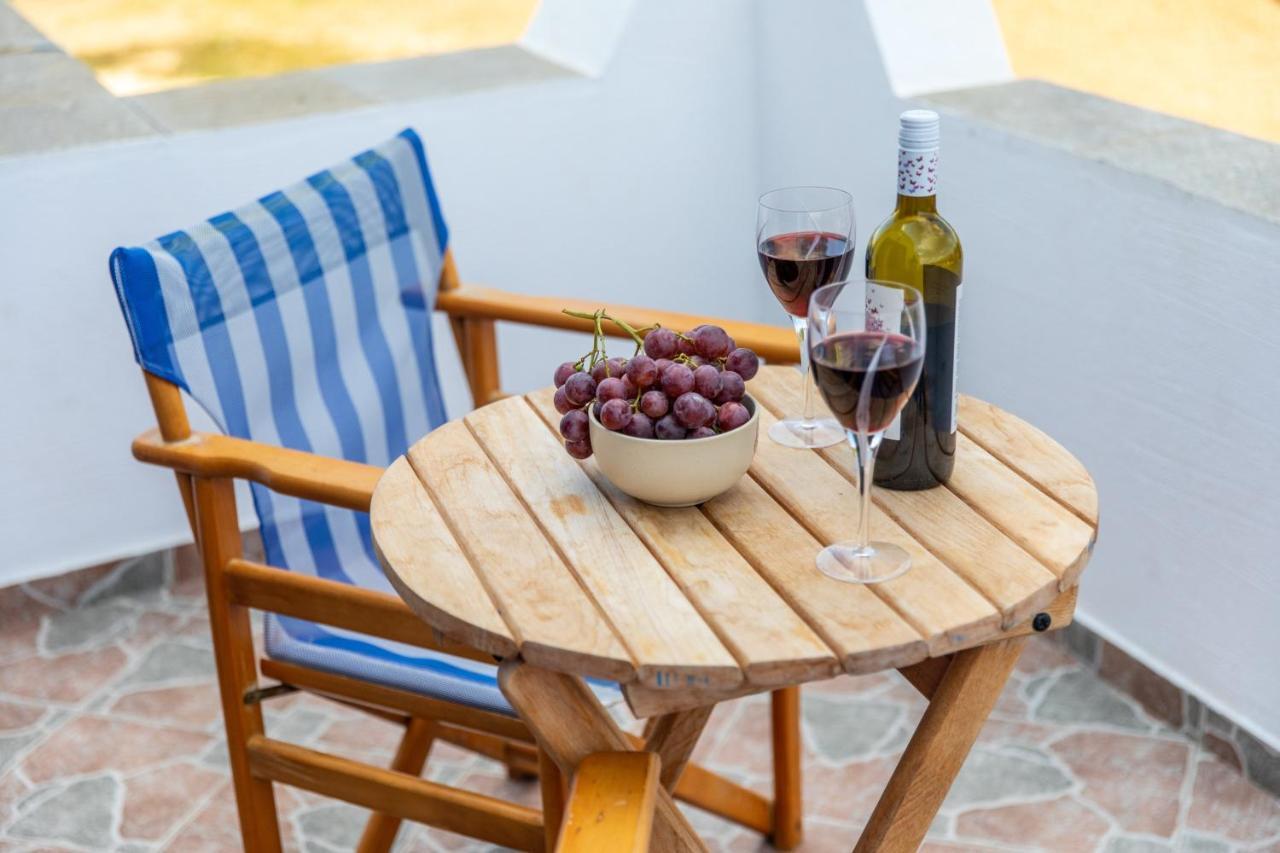 Surfer Paradise Naxos City Exterior foto